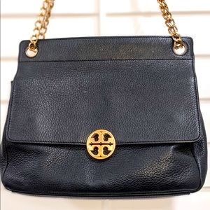 Recent price drop! Tory Burch Chelsea Flap Leather bag in black- gold hardware.